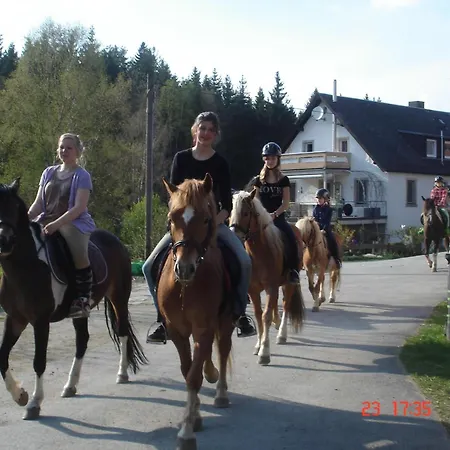 דירה Mit Zwei Schlafzimmern Und Balkon